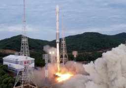 الولايات المتحدة وكوريا الجنوبية تراقبان إطلاق بيونج يانج قمرا صناعيا للتجسس