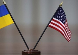 أمريكا وأوكرانيا تتفقان على تعميق التعاون الثنائي لتعزيز قدرة كييف على ردع التهديدات الكيميائية