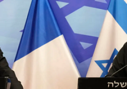 نتنياهو غاضبا من ماكرون : ما فعلته حماس بغزة ستكرره في باريس