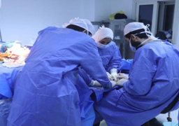 بالصور.. الصحة: وصول مجموعة من الأشقاء الفلسطينيين المصابين في أحداث غزة للعلاج بمصر