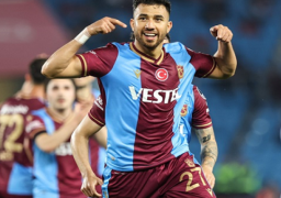 تريزيجيه يسجل ويصنع في تعادل طرابزون وسيفاس بالدوري التركي