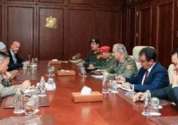 مبعوث الأمم المتحدة في ليبيا وحفتر يتفقان على مواصلة الجهود المشتركة لتحقيق الاستقرار