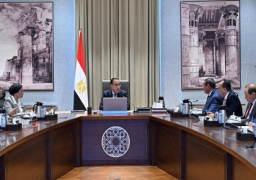 مدبولي يتابع تطوير منظومة إدارة المخلفات الصلبة بالمحافظات وخطة تحويل الأتوبيسات للغاز الطبيعي