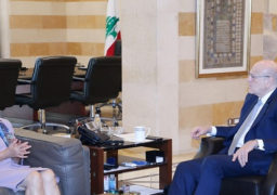ميقاتي يبحث مع المنسقة الأممية الأوضاع الراهنة والتطورات على الحدود الجنوبية اللبنانية