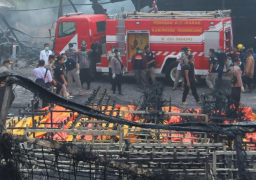 12 قتيلاً و39 جريحاً في انفجار مصنع شرق إندونيسيا