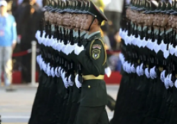 الصين تقصي 9 عسكريين من برلمانها بينهم مسؤولون عن الصواريخ الاستراتيجية