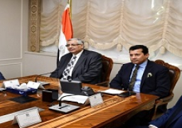 وزير الشباب ومستشار الرئيس لشئون الصحة يشهدان الاجتماع الوزاري الخاص بمشروع الجينوم المصري