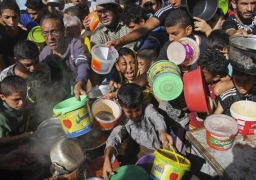 الأونروا تحذر من تزايد النزوح الجماعي للمدنيين في غزة بسبب قصف الاحتلال الإسرائيلي