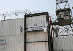 التحقيق مع 19 سجانا إسرائيليا ضربوا أسيرا في زنزانته حتى الموت