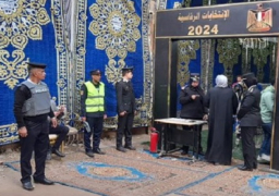 الداخلية تواصل متابعة تأمين سير عملية الاقتراع في الانتخابات الرئاسية بكافة المحافظات