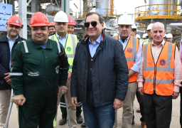 بالصور.. وزير البترول يتفقد المنطقة الجغرافية البترولية بطنطا