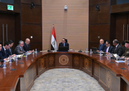 رئيس الوزراء يستعرض مقترحا مقدما من شركة صينية للاستفادة من المياه المتخلفة عن مشروعات تحلية مياه البحر