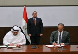 رئيس الوزراء يشهد توقيع مذكرة تفاهم للتعاون مع الإمارات في مجال بناء مراكز البيانات
