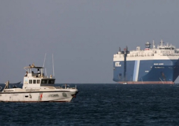 واشنطن: الحوثي يهدد التجارة بالبحر الأحمر.. وسفن بريطانيا وإيطاليا تنطلق لتعزيز الأمن