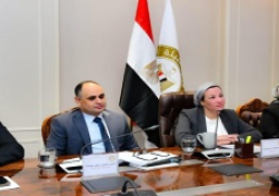 اجتماع موسع لوزيرة البيئة و محافظ جنوب سيناء لبحث الموقف التنفيذ لمشروع لجرين شرم بمدينة شرم الشيخ