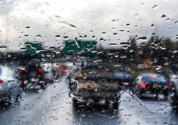 الأرصاد : توقعات سقوط أمطار متفاوتة الشدة يصاحبها حبات برد ببعض المناطق