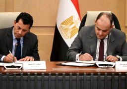 بالصور.. “التجارة” و”الشباب” توقعان بروتوكول تعاون لتنسيق ملفات رعاية الشباب وربطهم بأهداف التنمية الصناعية