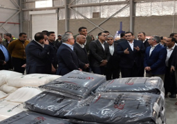 بالصور.. رئيس الوزراء يتفقد مصنع “هيما فوم” لتصنيع البلاستيك بالمنطقة الاقتصادية لقناة السويس