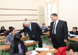 بالصور.. وزير التعليم يتفقد امتحانات الفصل الدراسي الأول للشهادة الإعدادية بالجيزة