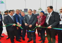 بالصور.. وزيرا البيئة والتجارة يفتتحان فعاليات الدورة الجديدة لمعرض Plastex2024