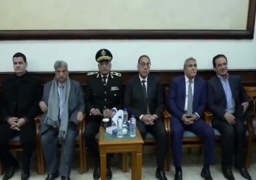 رئيس الوزراء ووزير الدفاع في مقدمة الحضور في عزاء العامري فاروق