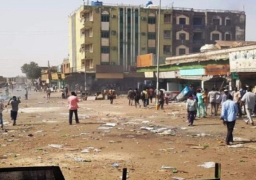 رغم مساع دبلوماسية لوقف القتال.. انفجارات تهز الخرطوم ومعارك لا تتوقف