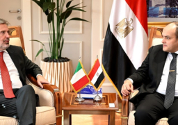وزير التجارة والصناعة يبحث مع سفير إيطاليا بالقاهرة فرص تعزيز التعاون