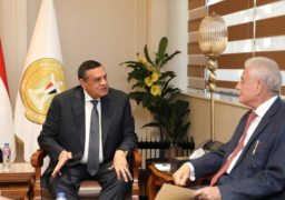 وزير التنمية المحلية يتابع مع محافظ جنوب سيناء استكمال جهود المحافظة في تنفيذ المشروعات التنموية والخدمية