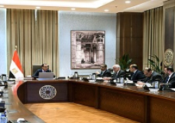 رئيس الوزراء يلتقي أعضاء مجلس أمناء الحوار الوطني