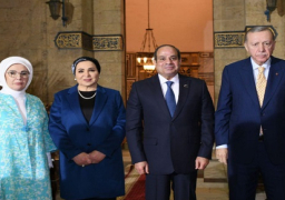 بالصور .. الرئيس السيسي والسيدة قرينته يصطحبان أردوغان والسيدة قرينته في زيارة لمسجد الإمام الشافعي