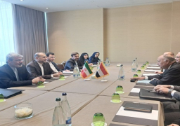 بالصور.. على هامش اجتماعات مجلس حقوق الإنسان بجنيف.. شكري يبحث مع نظيره الإيراني العلاقات الثنائية وحرب غزة