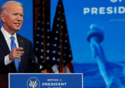 بايدن يصف بوتين خلال حفل انتخابي بأنه “مجنون”