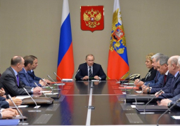 بوتين يبحث مع أعضاء مجلس الأمن الروسي قضايا شؤون الدفاع والسياسة الخارجية