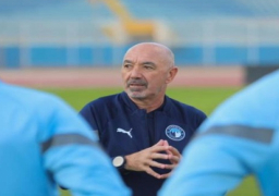 بيراميدز يعلن إقالة مديره الفني البرتغالي جايمي باتشيكو