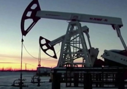 تراجع طفيف لأسعار النفط في ظل تقييم زيارة بلينكن للشرق الأوسط