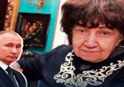 فنانة روسية تورث بوتين لوحات فنية بملياري دولار