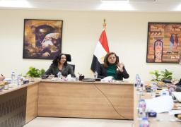 وزيرة التخطيط تتابع الموقف التنفيذي لمشروع تنمية الأسرة