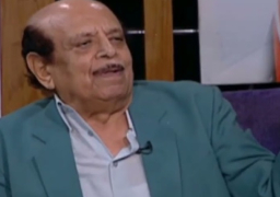 وزيرة الثقافة ناعية الشاعر بخيت بيومي: مبدع متفرد