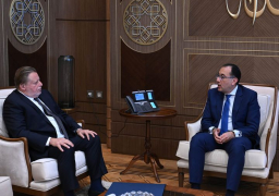 رئيس الوزراء يلتقى محافظ البنك المركزى لمتابعة عدد من الملفات