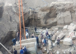 تابوت وقطع تاريخية .. كشف آثري جديد خلال إنشاء مستشفى بنها الجديد