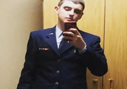 الطيار الأمريكي المتهم بتسريب وثائق سرية من البنتاجون يقر بذنبه مقابل إسقاط تهم التجسس