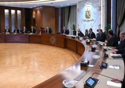 بالصور .. رئيس الوزراء يتابع إجراءات زيادة المعروض من السكر ويعلن تدبير موارد النقد الأجنبي لاستيراد مليون طن سكر