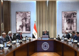 بالصور.. رئيس الوزراء: الدولة تبذل قصارى جهدها لتطوير مختلف المراحل التعليمية