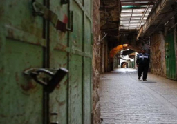 حدادا على أرواح الشهداء الثلاثة.. الإضراب الشامل يعم جنين ومخيمها