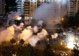 متظاهرون يقتحمون إحدى بوابات القصر الرئاسي في المكسيك