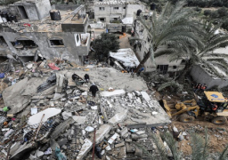 وزيرا خارجية الأردن وبريطانيا يبحثان هاتفيا جهود التوصل لوقف فوري لإطلاق النار في غزة