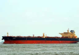 إصابة السفينة أندروميدا ستار باصابات طفيفة جراء استهدافها بصواريح حوثية