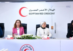 السيدة انتصار السيسي وقرينة رئيس مجلس رئاسة البوسنة والهرسك تتفقدان الهلال الأحمر