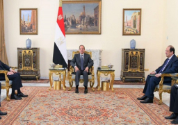 بالصور.. الرئيس السيسي يبحث مع رئيس جهاز الاستخبارات الخارجية الروسية التطورات الإقليمية والدولية