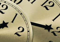 بدء العمل بالتوقيت الصيفي اعتباراً من منتصف الليل .. تقديم الساعة 60 دقيقة